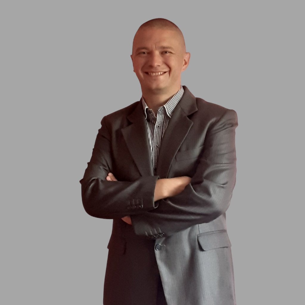 dr hab. prof. UKEN Przemysław Wywiał